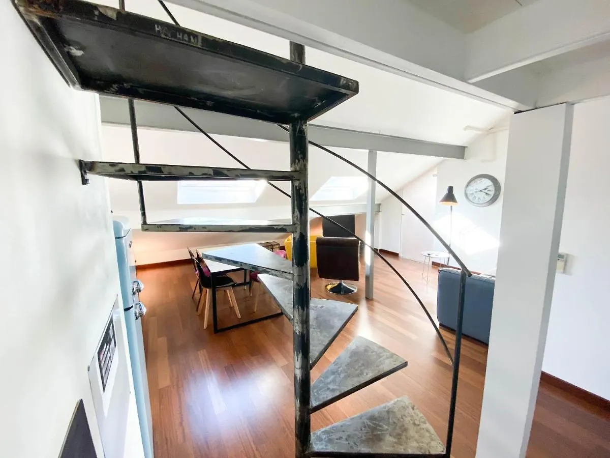 Loft, Nice carré d'or