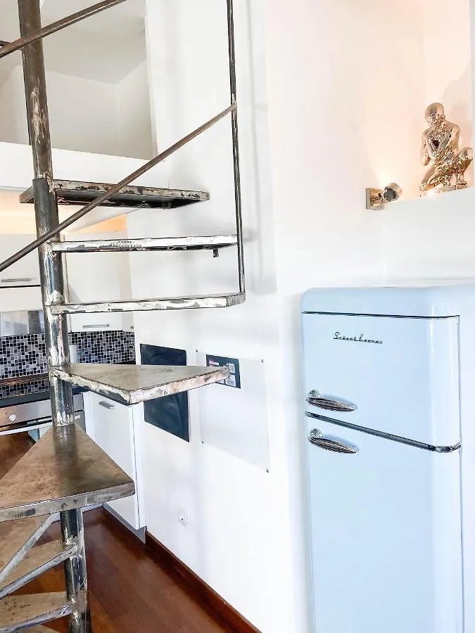 Loft, Nice Carre D'Or 0*,  Francie